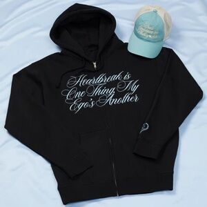 Sabrina Carpenter sweatshirt